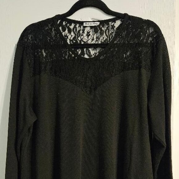 Black 4X Top - Picture 1 of 2